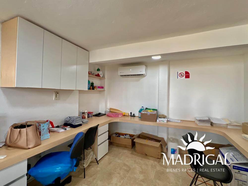 Bodega en venta en Cayaco sobre terreno de 4978 m2