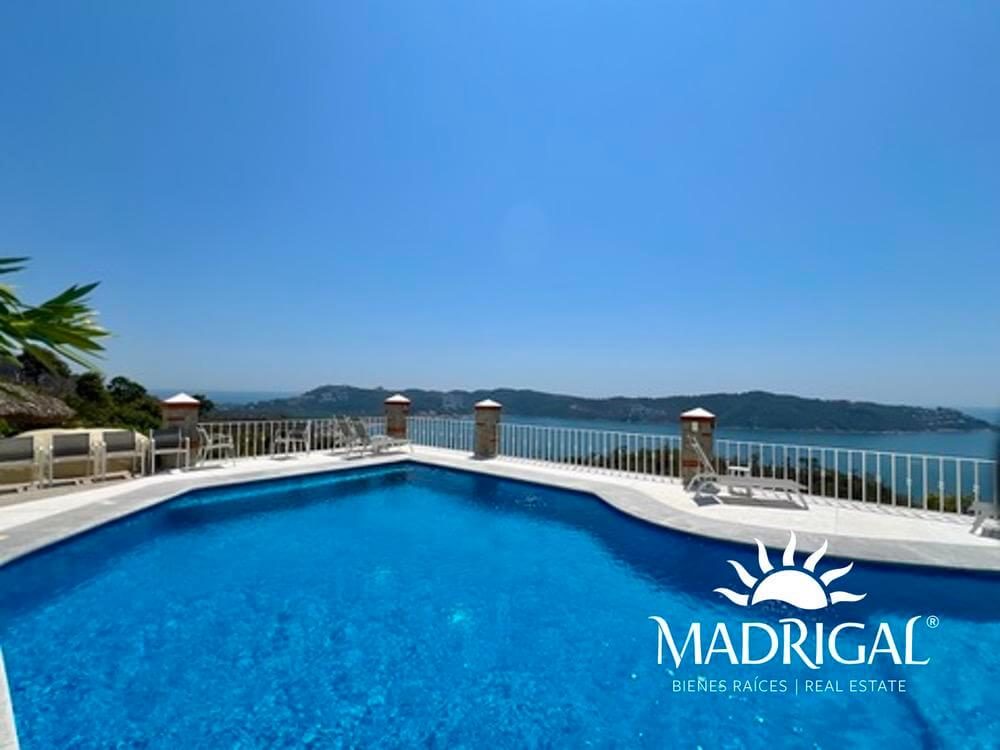 Torre Persa | Suite con excelente vista a Playa Diamante en Pichingue Diamante &&&