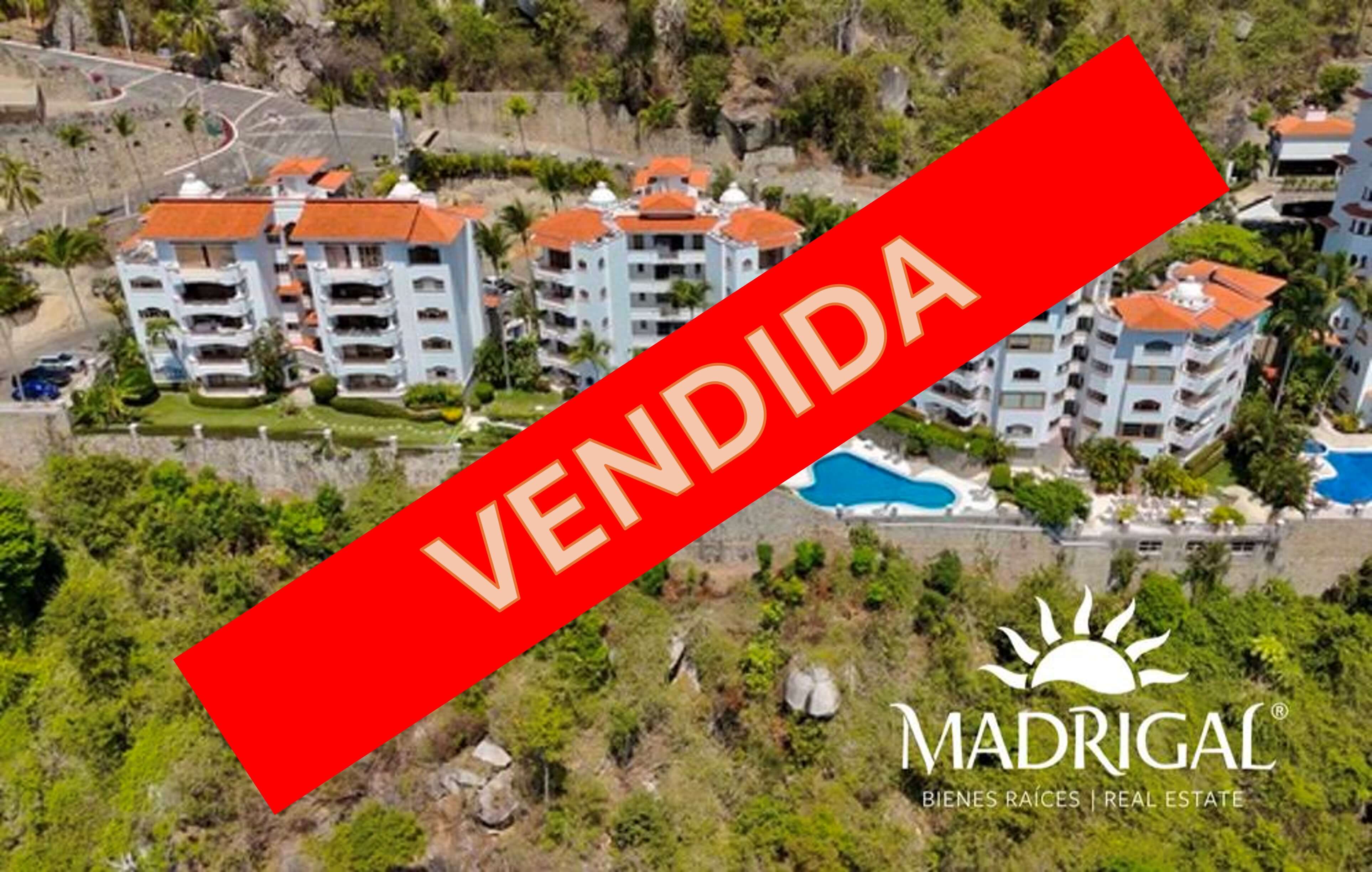 Torre Persa | Suite con excelente vista a Playa Diamante en Pichilingue Diamante &&&