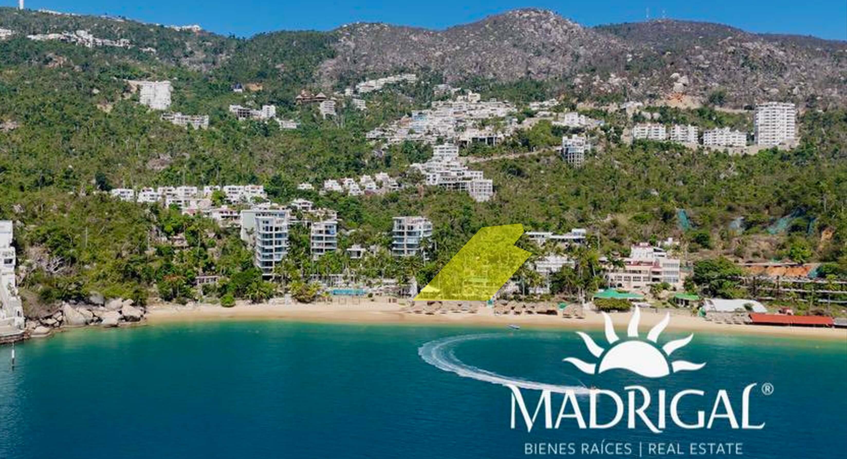 & Terreno en venta de 14000 m2 con playa en Pichilingue Diamante