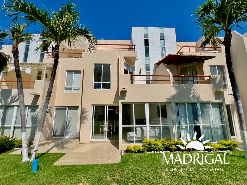 Villa Caracol | villa en condominio horizontal sobre el Boulevard de las Naciones en Acapulco