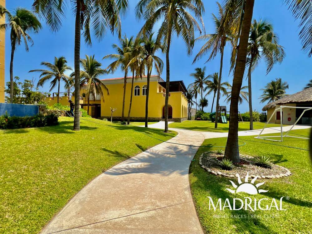 Del Mar Tres Vidas | Departamento en venta en nivel jardín con alberca propia 