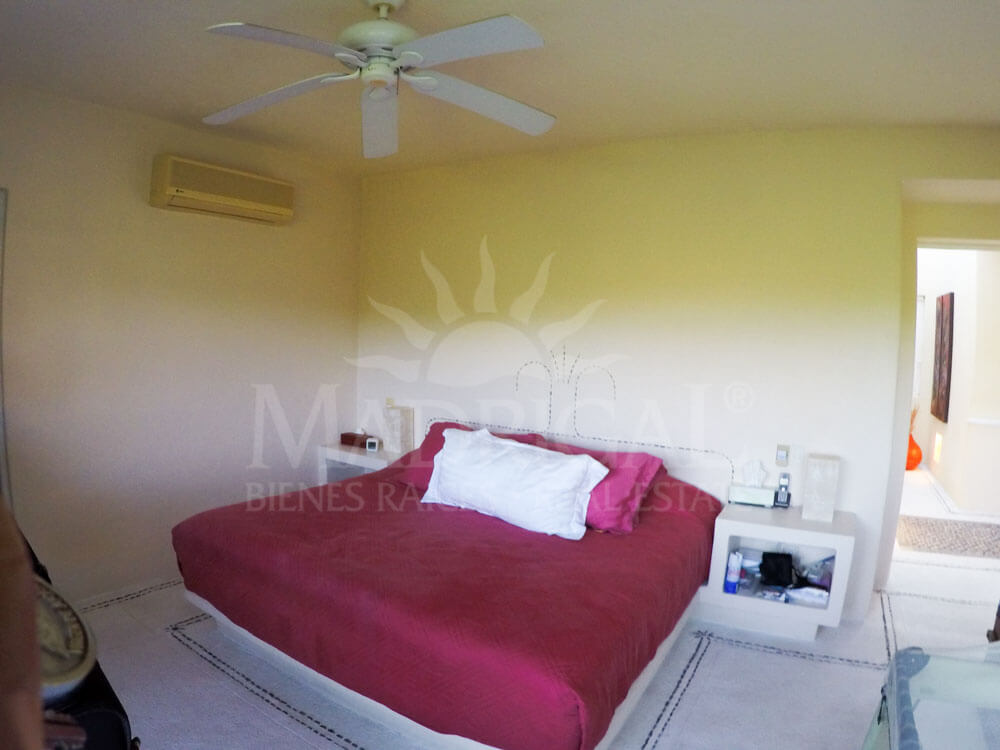 Penthouse en venta en Real del Sol para reconstrucción en Real Diamante