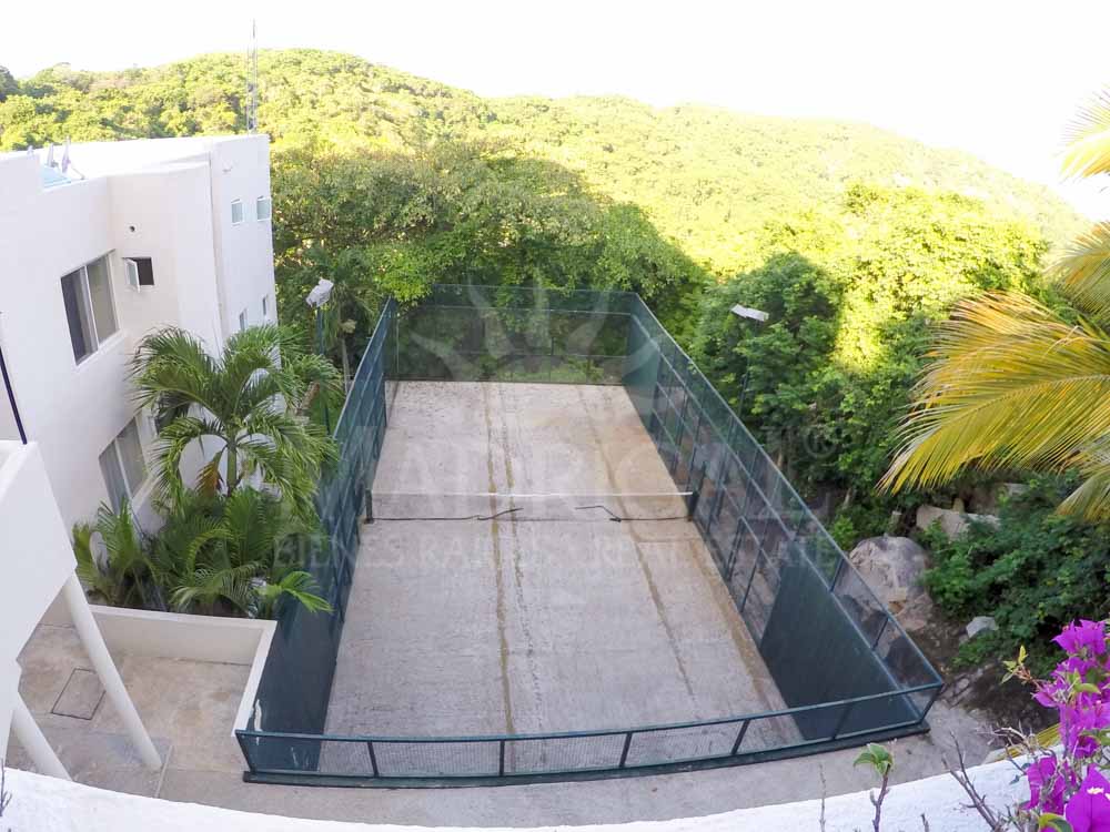 Penthouse en venta en Real del Sol para reconstrucción en Real Diamante