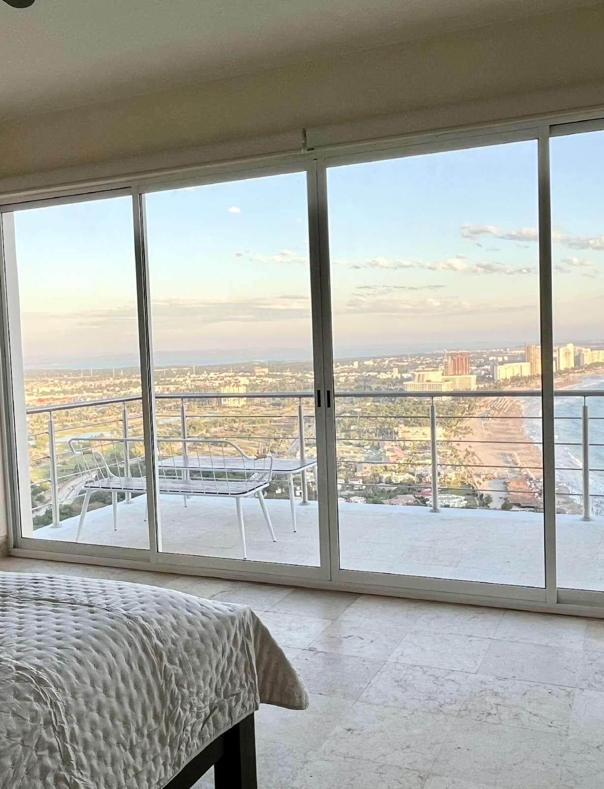 Villa en venta en Real Diamante con vista a Playa Diamante Acapulco