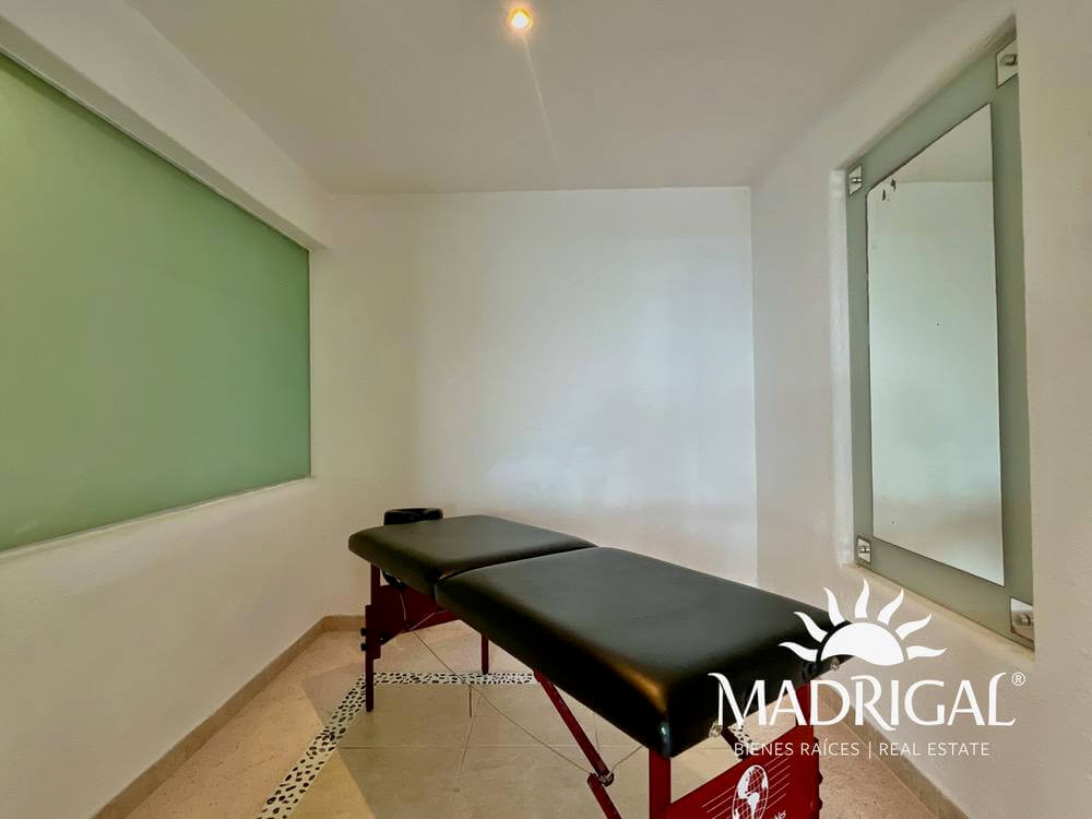 Ave de Paraiso | Departamento en venta sobre la Escenica de gran formato y excelente vista