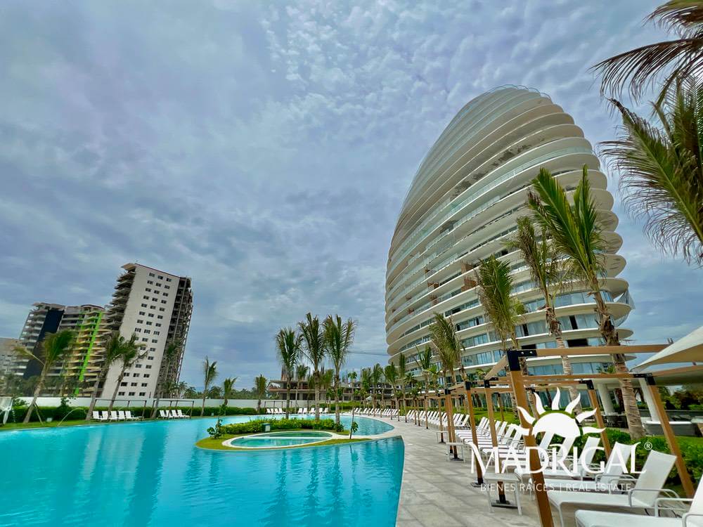 Mare | Departamento en venta de cinco recámaras en Playa Diamante Acapulco