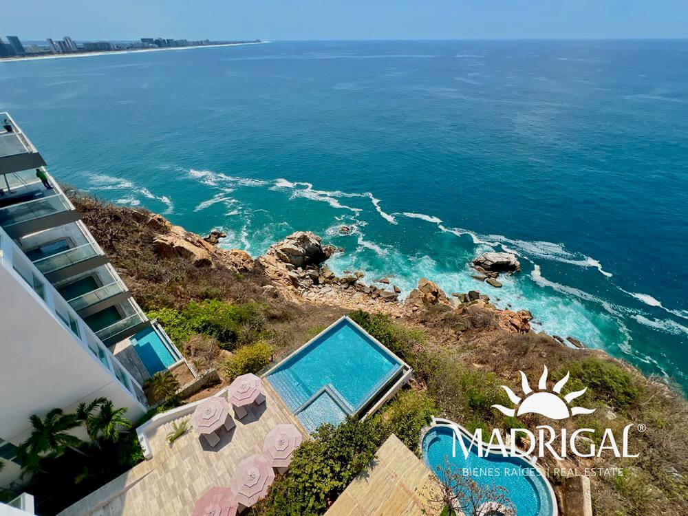 Departamento en venta en Punta los Riscos Acapulco Diamante