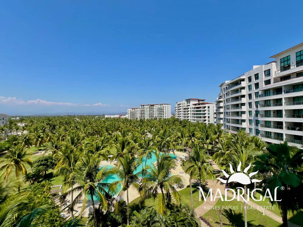 La Isla | Departamento en Venta en torre Emerald de tres recamaras en nivel jardín