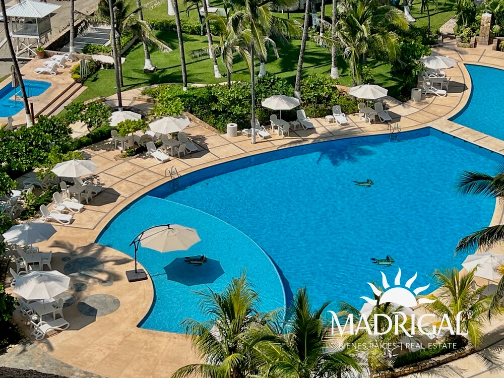 Residencial Playamar II| Departamento en venta frente a playa en Acapulco