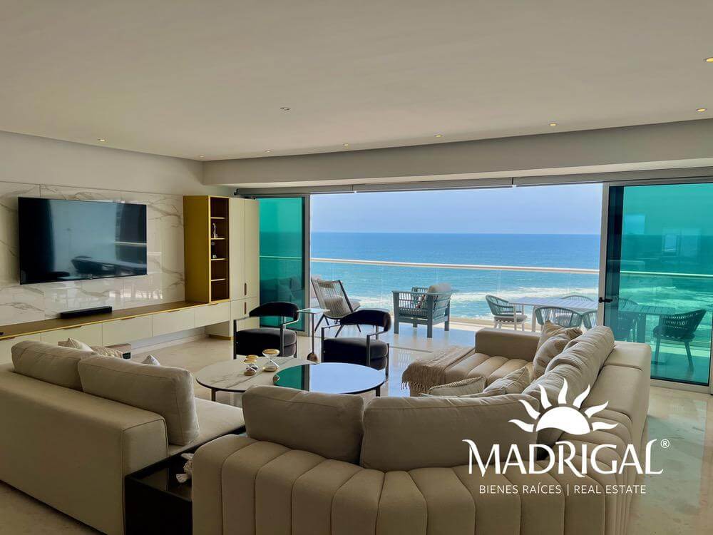 Mare | Departamento en venta de cuatro recámaras en Playa Diamante Acapulco