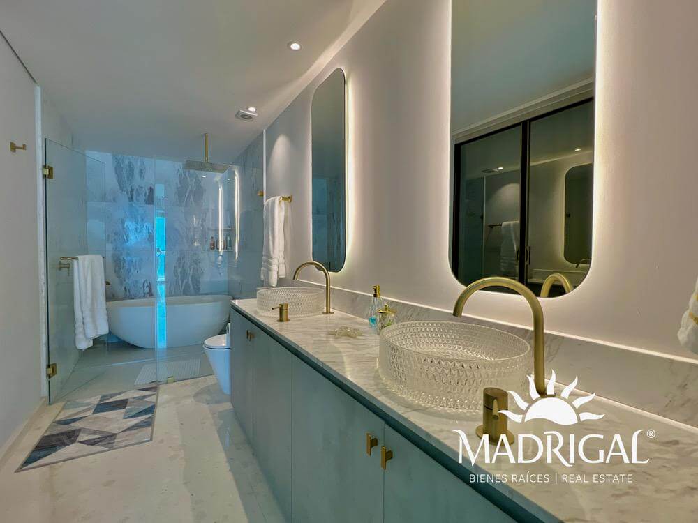 Mare | Departamento en venta de cuatro recámaras en Playa Diamante Acapulco