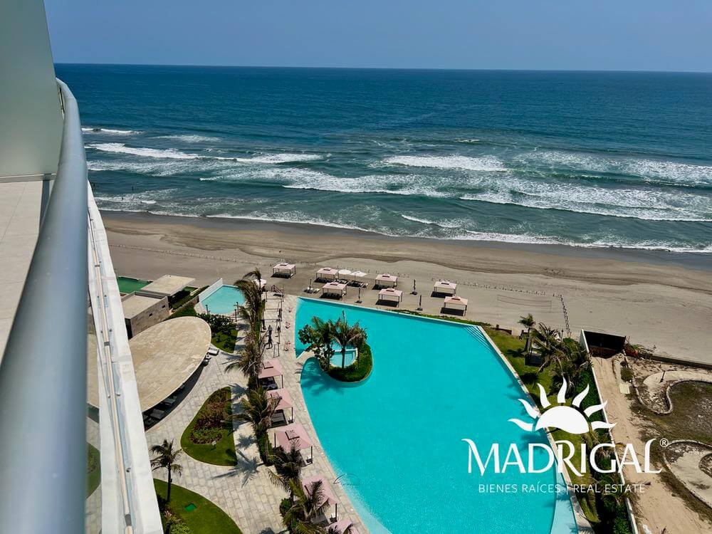 Mare | Departamento en venta de cuatro recámaras en Playa Diamante Acapulco