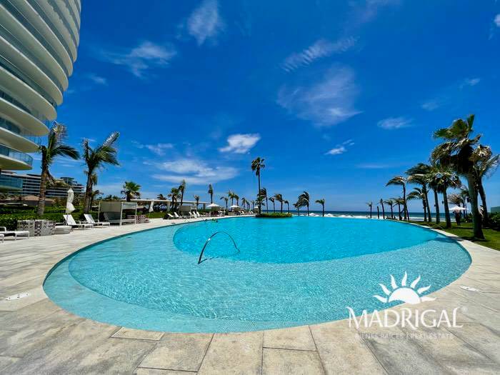 Mare | Departamento en venta de cuatro recámaras en Playa Diamante Acapulco