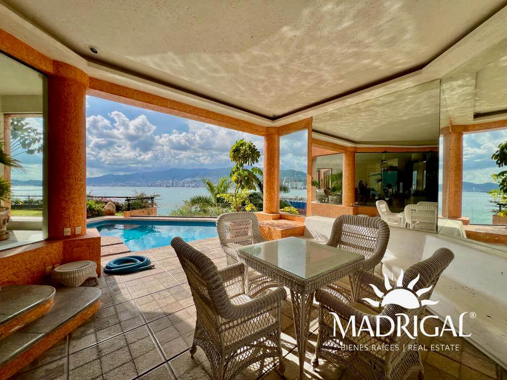 &&& Villa en venta en Guitarrón con vista a la Bahía y Acceso a la Playa