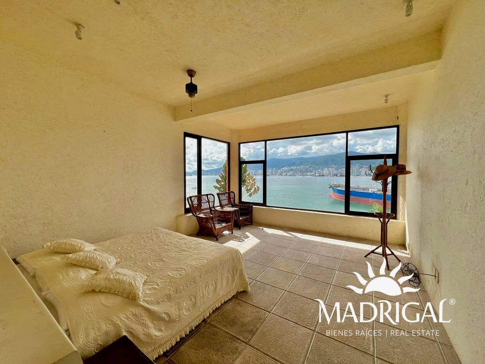 &&& Villa en venta en Guitarrón con vista a la Bahía y Acceso a la Playa