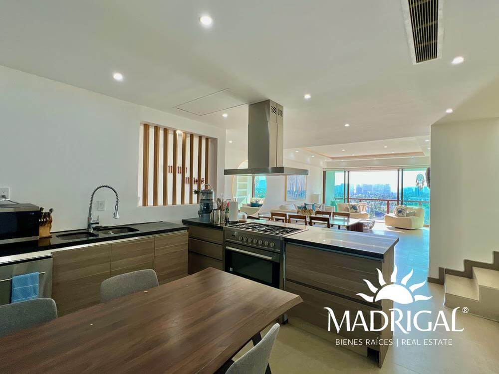 La Isla | Penthouse en Venta en torre Ibiza 