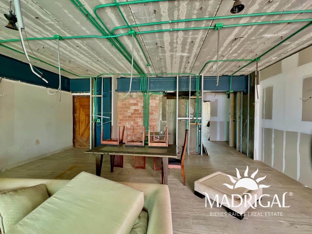 Aquarelle | Departamento en venta frenta a playa para su reconstrucción