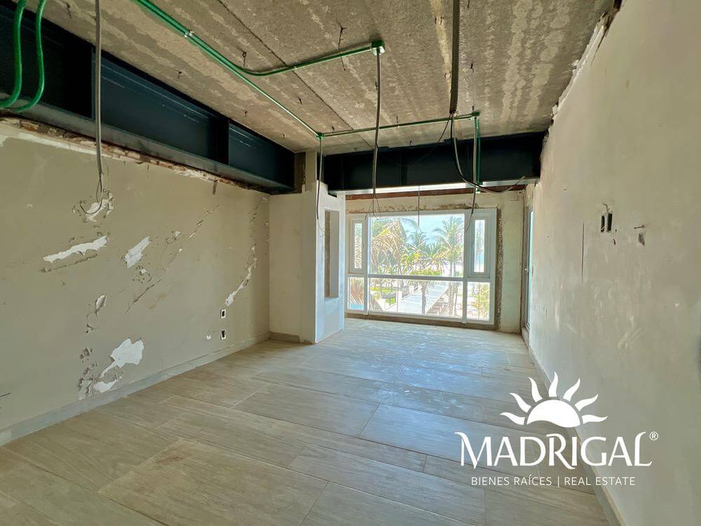 Aquarelle | Departamento en venta frenta a playa para su reconstrucción
