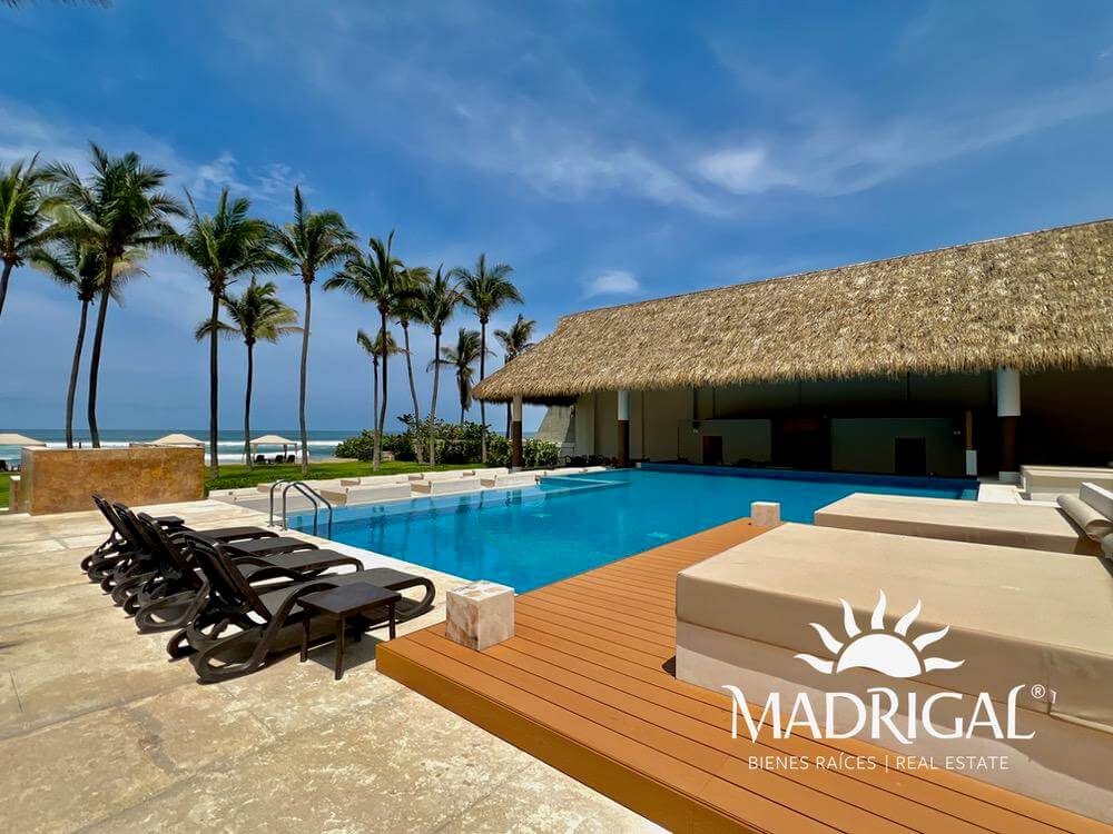 Aquarelle | Departamento en venta frenta a playa para su reconstrucción