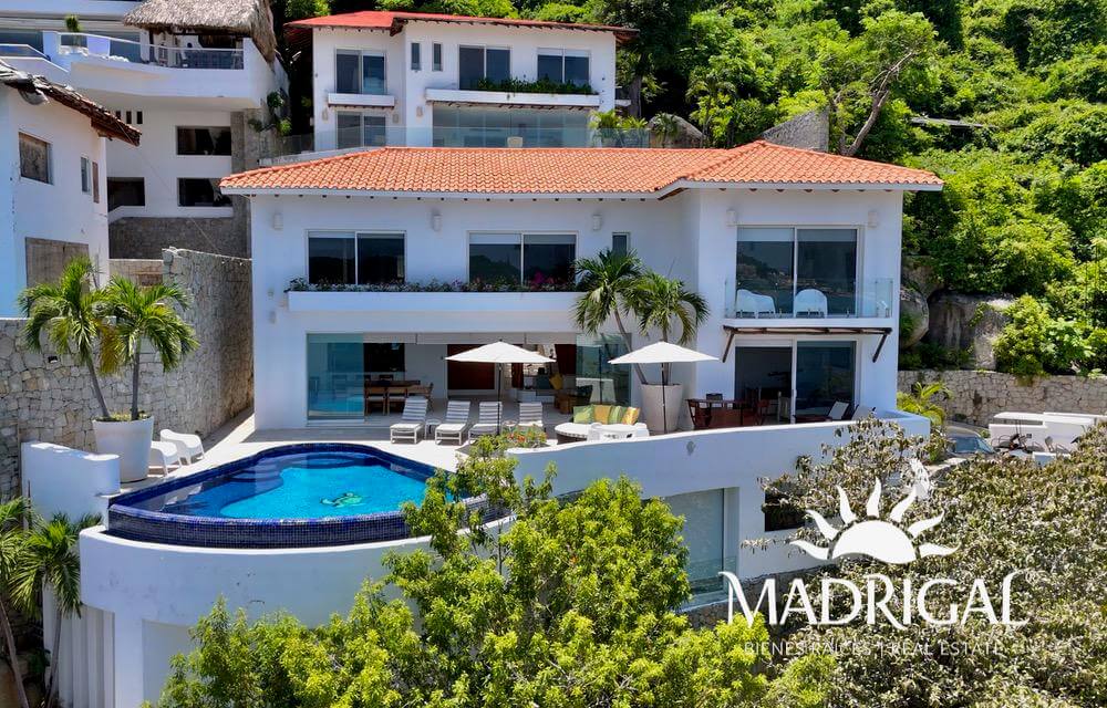 Villas del Puerto | Villa en venta en Pichilingue Diamante con acceso a playa