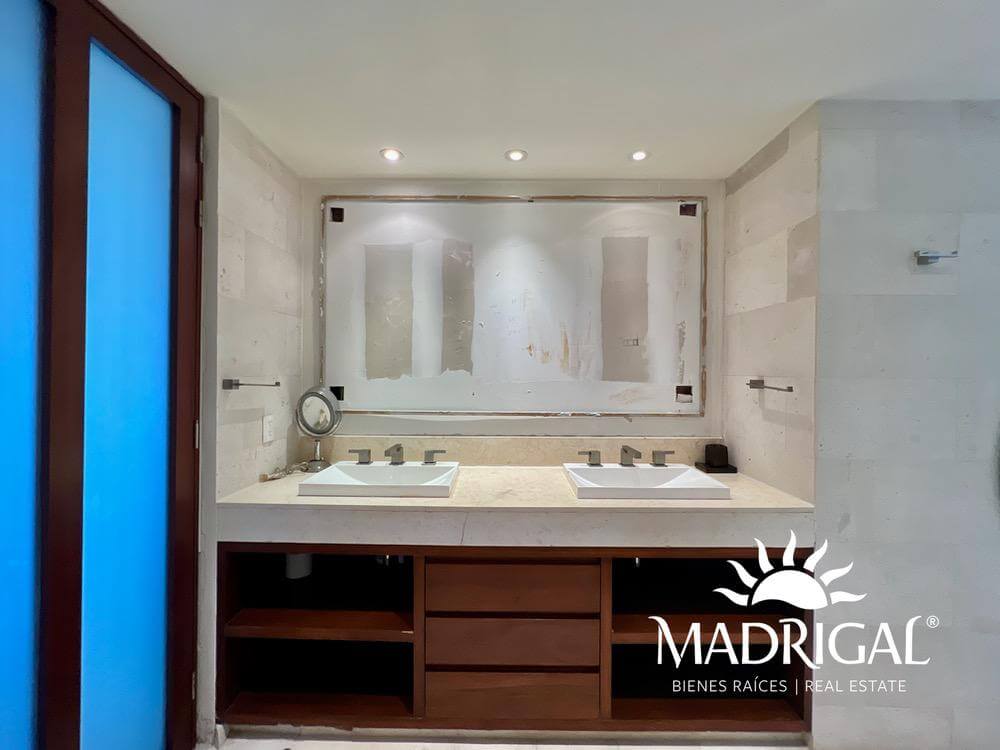 El Palmar Tres Vidas | Departamento en venta en Torre Baru de cuatro recámaras frente al mar
