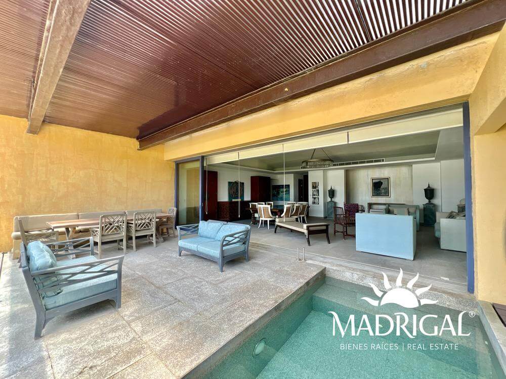 El Palmar Tres Vidas | Departamento en venta en Torre Baru de cuatro recámaras frente al mar