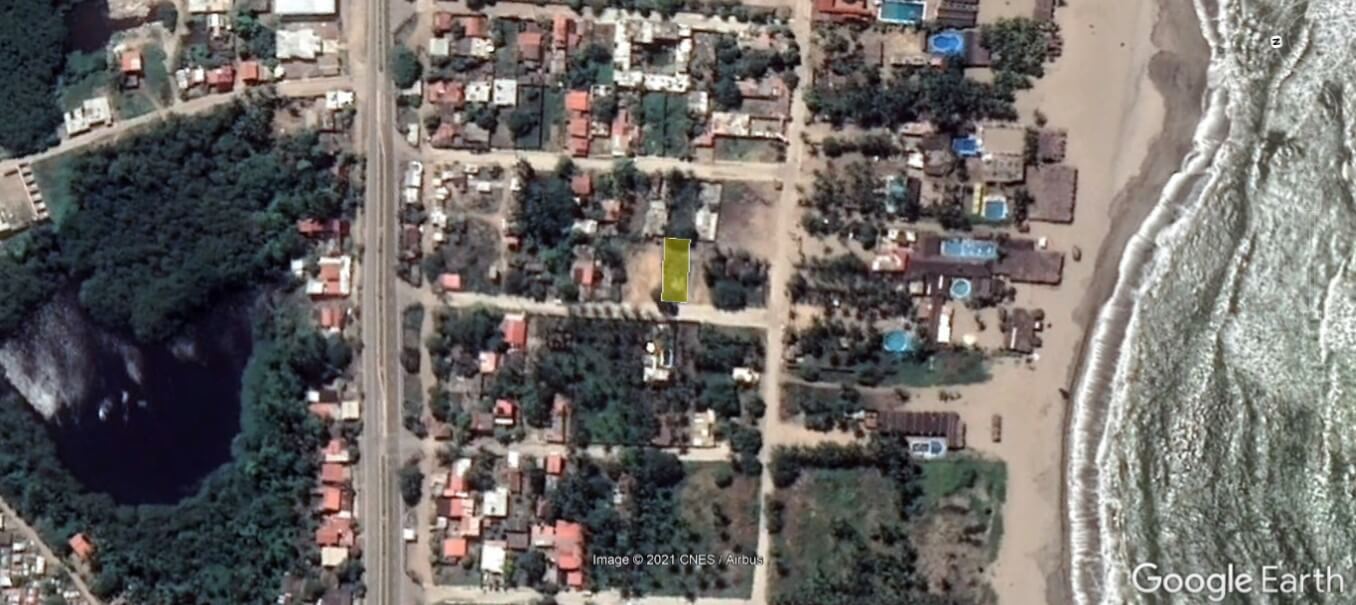 Lote en venta de 403 m2 en Barra Vieja Acapulco, a unos pasos de la playa