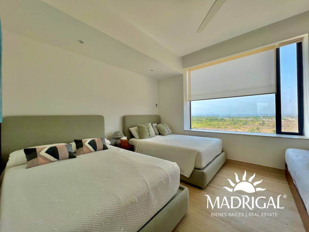 El Palmar Tres Vidas | Departamento en venta en Torre Baru en quinto piso de cuatro recámaras frente al mar