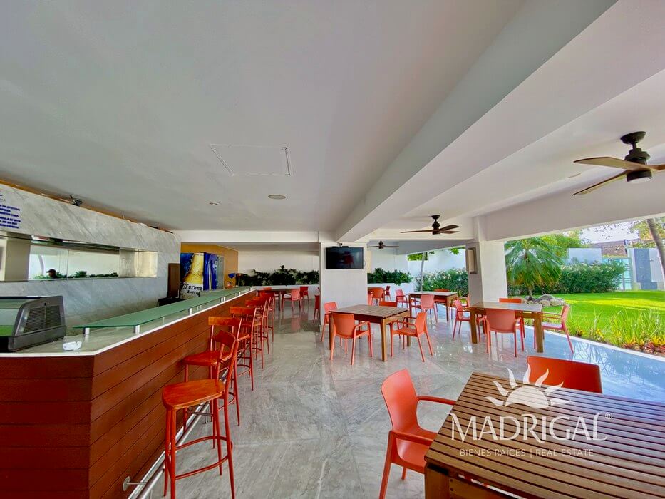 BAJA DE PRECIO Marazul - Departamento en venta de 3 recámaras con vista a la bahía