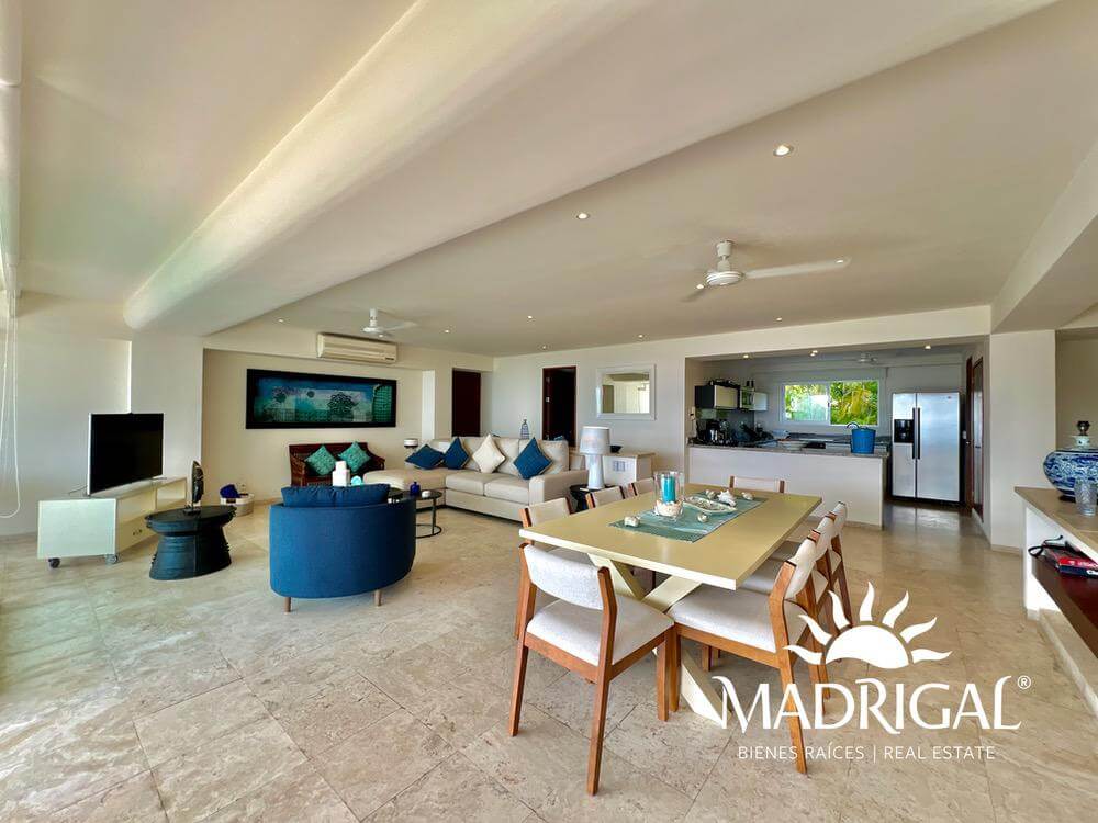 Departamento en venta en el condominio El Diamante Fraccionamiento Real Diamante en Acapulco