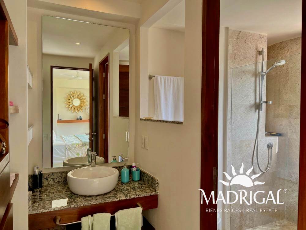Departamento en venta en el condominio El Diamante Fraccionamiento Real Diamante en Acapulco
