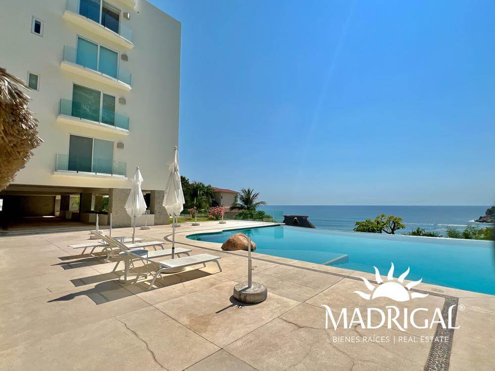 Departamento en venta en el condominio El Diamante Fraccionamiento Real Diamante en Acapulco