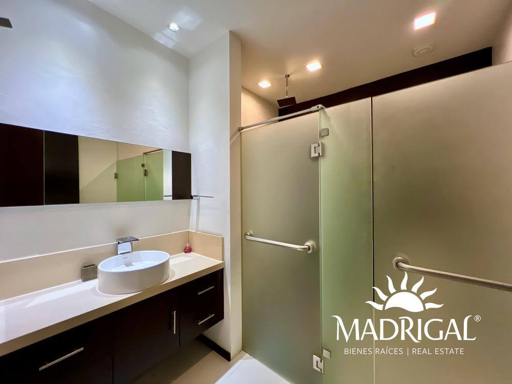 B PICHILINGUE Departamento en venta en Acapulco frente al mar