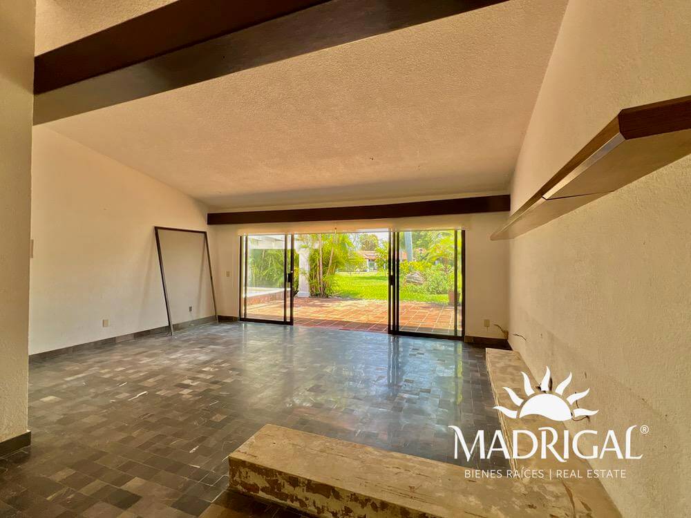 Villas Princess | Villa en Venta de Tres Recámaras con detalles para su arreglo