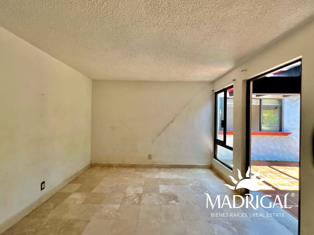 Villas Princess | Villa en Venta de Tres Recámaras con detalles para su arreglo