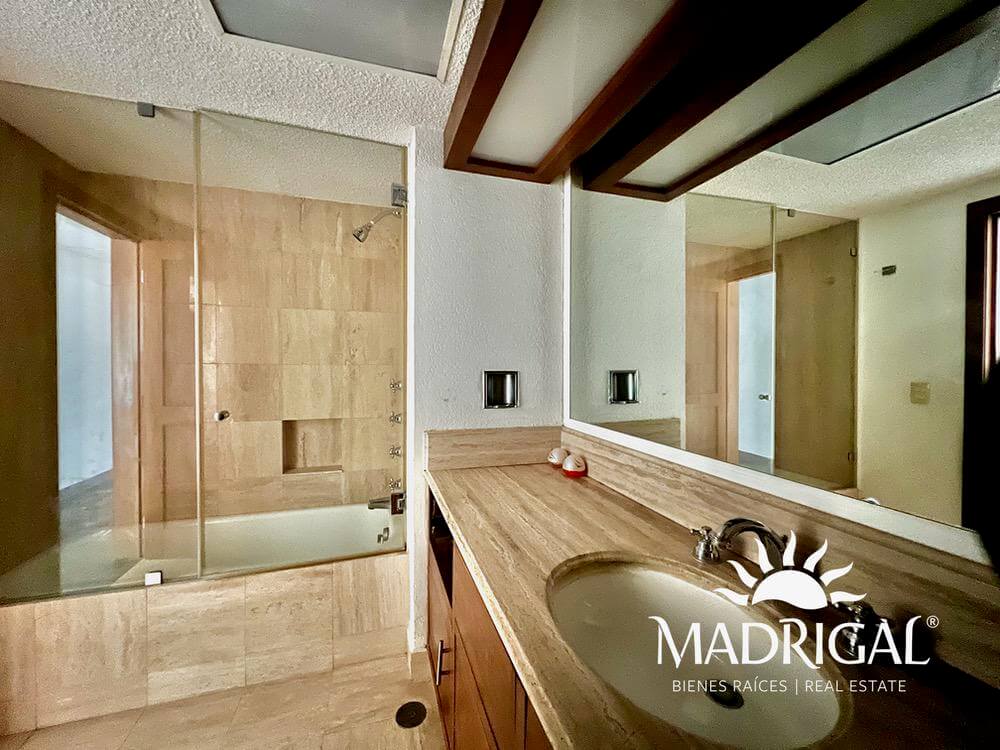 Villas Princess | Villa en Venta de Tres Recámaras con detalles para su arreglo