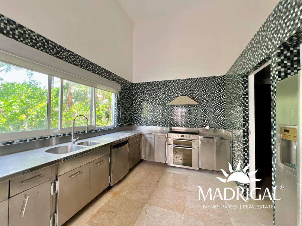 Casa en Venta en Tres Vidas Acapulco Ideal para Personalizar