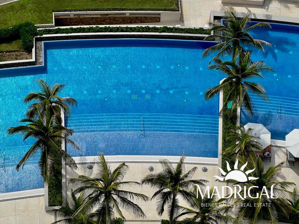 Costa Ventura| Departamento en venta frente a playa de cuatro recámaras  