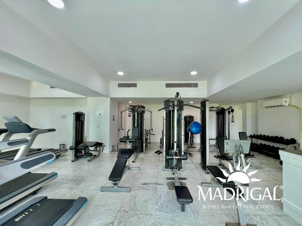 Costa Ventura| Departamento en venta frente a playa de cuatro recámaras  